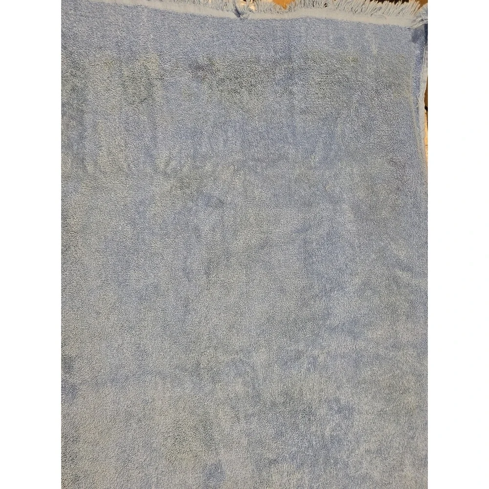 2 Vintage Pequot Blue Floral Bath Towels Rose Fringe 40x24 Cotton Lazy Daisy